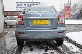   2010款铃木天语SX4三厢超值版
