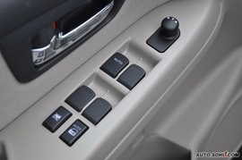  2010款铃木天语SX4三厢超值版