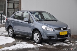   2010款铃木天语SX4三厢超值版