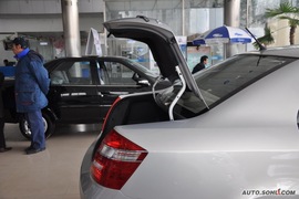   2010款上海英伦SC715手动基本型