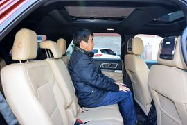   2016款福特探险者2.3T精英版到店实拍