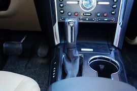   2016款福特探险者2.3T精英版
