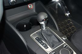   2014款奥迪A3 Limousine 35TFSI进取型
