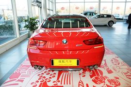 2015款宝马M6