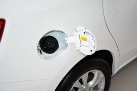 2016款海马V70 2.0L手动舒适型6座