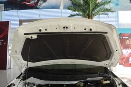 2016款海马V70 2.0L手动舒适型6座