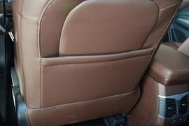 2016款海马V70 2.0L手动舒适型6座