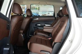 2016款海马V70 2.0L手动舒适型6座