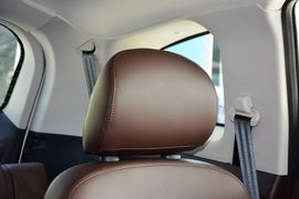 2016款海马V70 2.0L手动舒适型6座