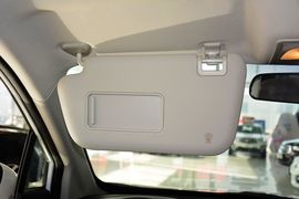 2016款海马V70 2.0L手动舒适型6座