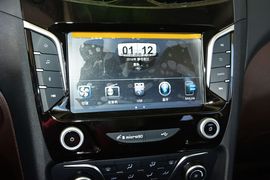 2016款海马V70 2.0L手动舒适型6座