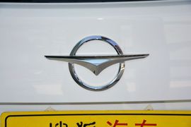 2016款海马V70 2.0L手动舒适型6座