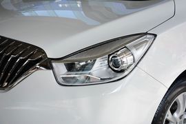 2016款海马V70 2.0L手动舒适型6座