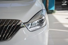 2016款海马V70 2.0L手动舒适型6座