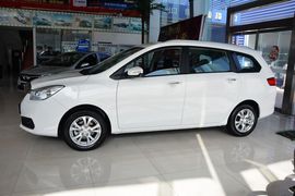 2016款海马V70 2.0L手动舒适型6座