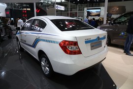   中华H230 EV北京车展实拍