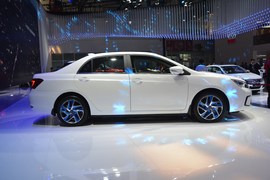 比亚迪秦100北京车展实拍