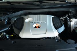   2015款哈弗H8 2.0T四驱豪华型