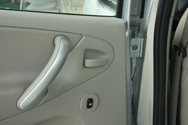  2008款毕加索2.0自动豪华型到店实拍