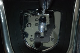   2009款标致308CC 1.6时尚型