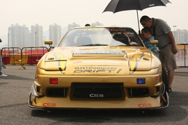   1993年日产Silvia 中国湾岸飘移车队改装
