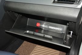   2016款现代索纳塔九 2.0L hybrid HL豪华型