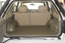   2010款陆风X6 2.0L超值版实拍