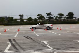   2011款宝马1系敞篷轿跑车上海试驾