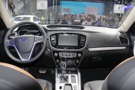   吉利远景SUV 成都车展实拍
