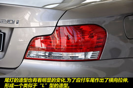   2011款宝马120i敞篷版到店实拍图解