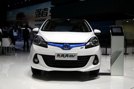   长安奔奔EV 广州车展实拍