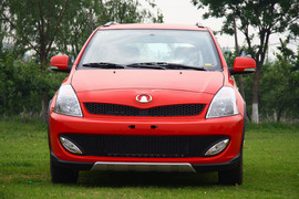   2011款长城炫丽CROSS试驾