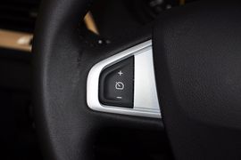   2011款雷诺梅甘娜CC 2.0L手自一体型