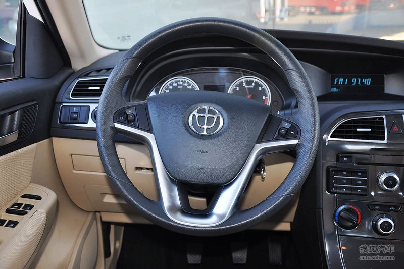 【 中华v5图片】_2012款 1.6l 手动舒适型_浅色内饰_内饰_搜狐汽车网