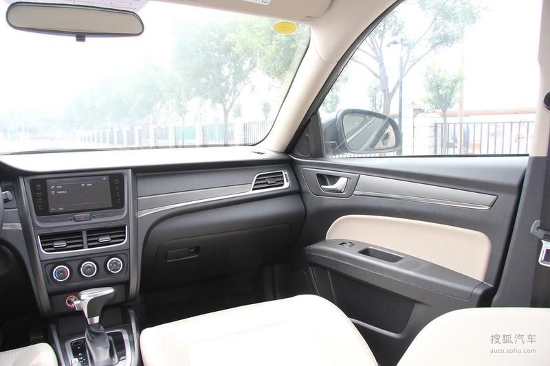 【 奔腾b30图片】_米色_内饰_搜狐汽车网