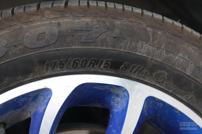 2019款长安奔奔ev360 标准型 - 轮胎型号提示:支持键盘翻页 ←左 右