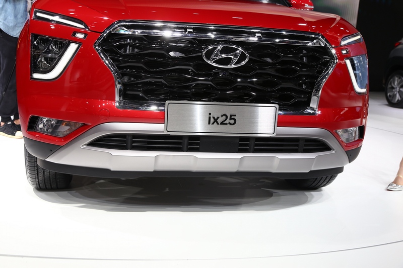 搜狐汽车>图库>现代>北京现代>ix25>现代全新ix25 上海车展实拍提示