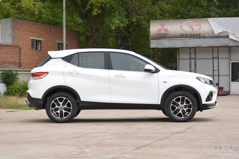 【 东南dx3图片】_珍珠白_外观_搜狐汽车网