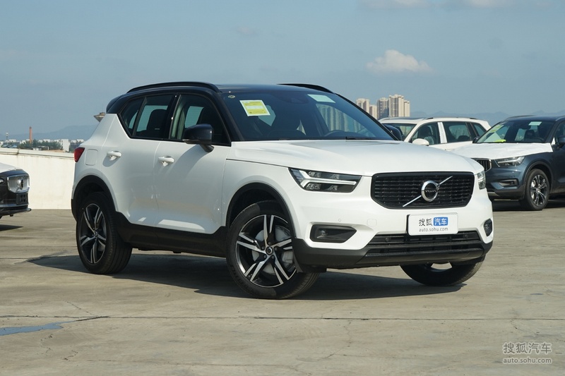 2021款沃尔沃xc40t4四驱智远运动版
