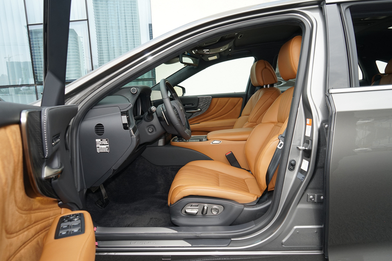 【 雷克萨斯ls混动图片】_空间展示_搜狐汽车网