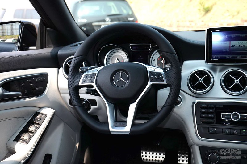 【 奔驰cla级图片】_黑色/水晶灰色_内饰_搜狐汽车网