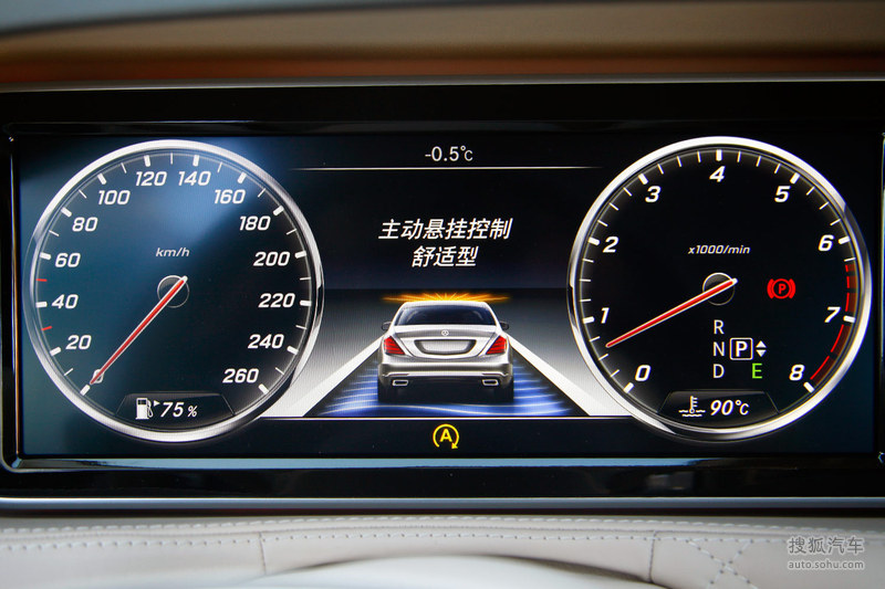 2015款梅赛德斯迈巴赫s600静态体验实拍仪表板提示支持键盘翻页左右