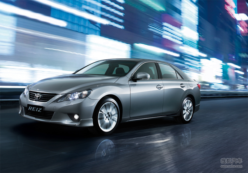 一汽丰田2011款锐志官方图片