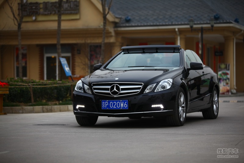 2010款奔驰e350敞篷车试驾实拍