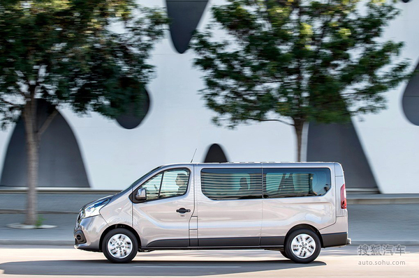 日产nv300定位于日产nv200和nv400车型之间,未来有望成为福特全顺