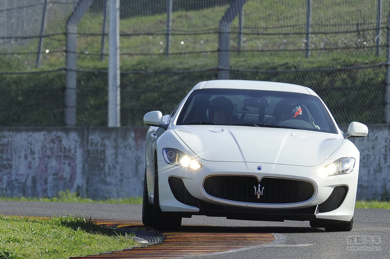 玛莎拉蒂玛莎拉蒂gt玛莎拉蒂granturismo mc stradale