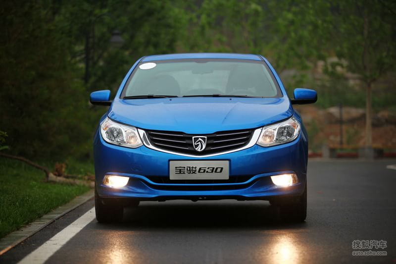 宝骏上汽通用五菱6302013款宝骏630试驾