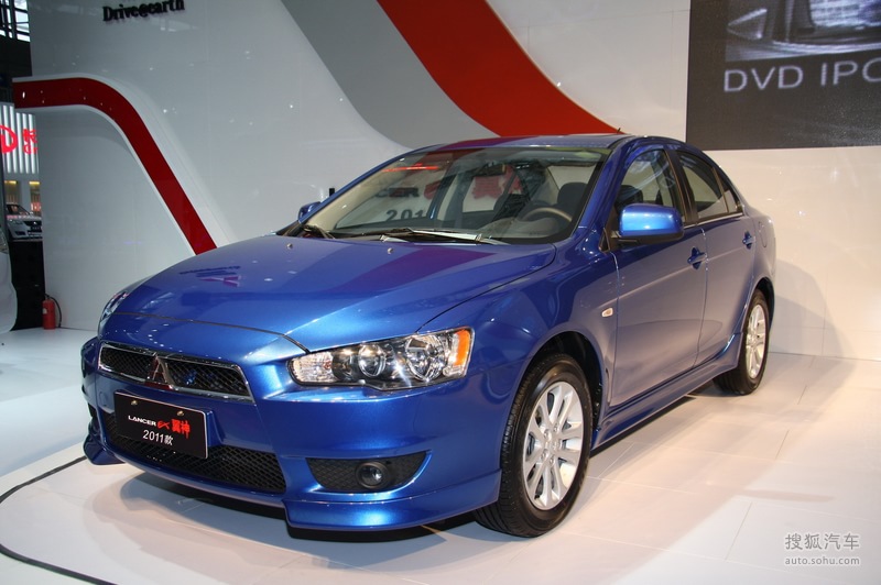 三菱东南汽车翼神三菱翼神 深港澳车展实拍