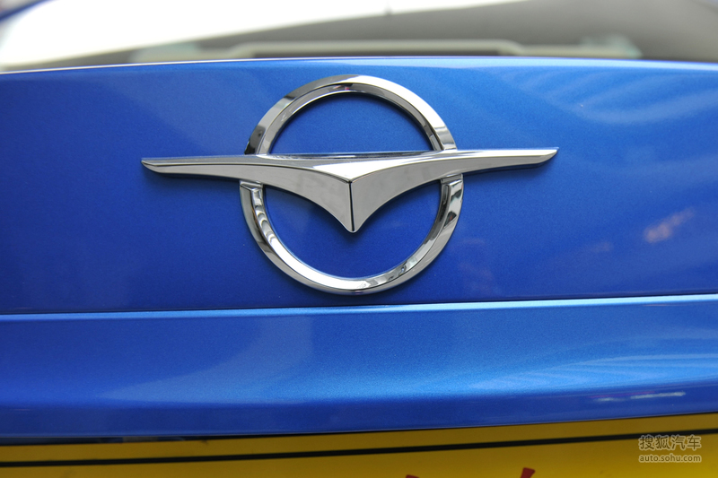 海马海马汽车m3海马m3炫彩版 炫彩蓝色实拍