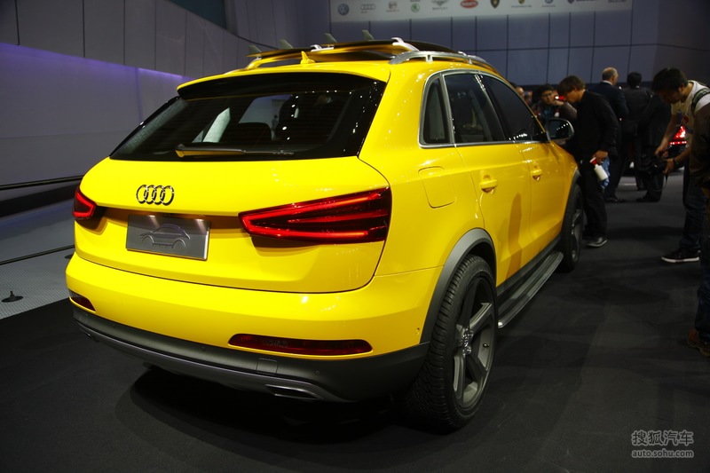 奥迪进口奥迪q3(进口)奥迪q3金龙驭风版北京车展实拍